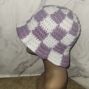 Checked bucket hat